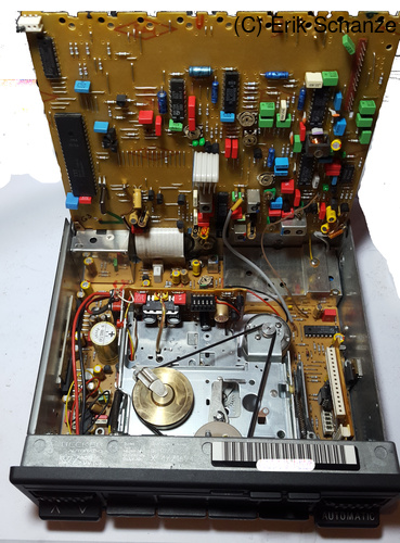 Gerät auseinandergeklappt