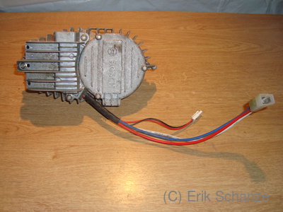 Ausgebaute Motor- und Regeleinheit