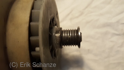 Kleber ausgehärtet und geglättet