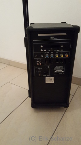 Das Gerät, Vorderseite