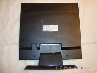 Rückansicht des Monitors