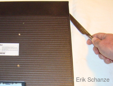 halb geöffnetes Gehäuse