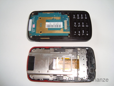 Beide Gerätehälften getrennt