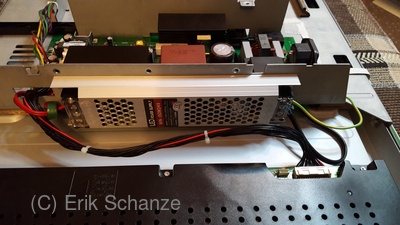 Zusatznetzteil eingebaut