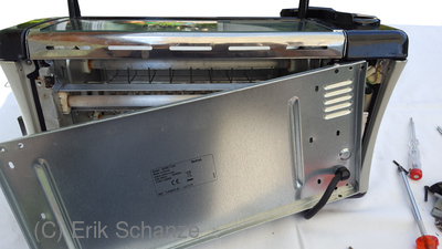 Bodenblech geöffnet